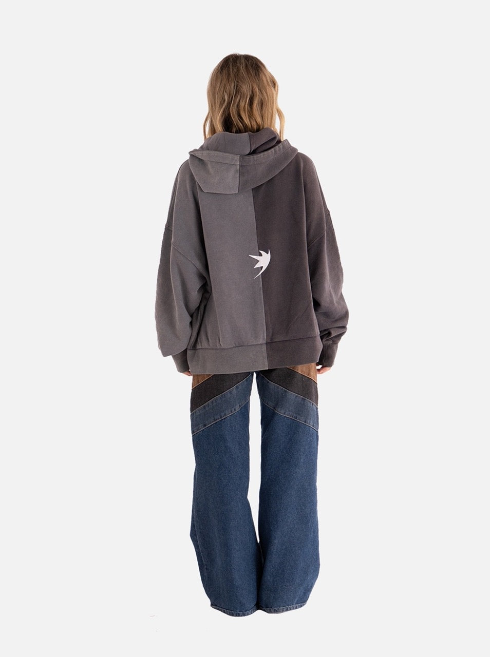 TWO-SIDES ZIPPED HOODIE